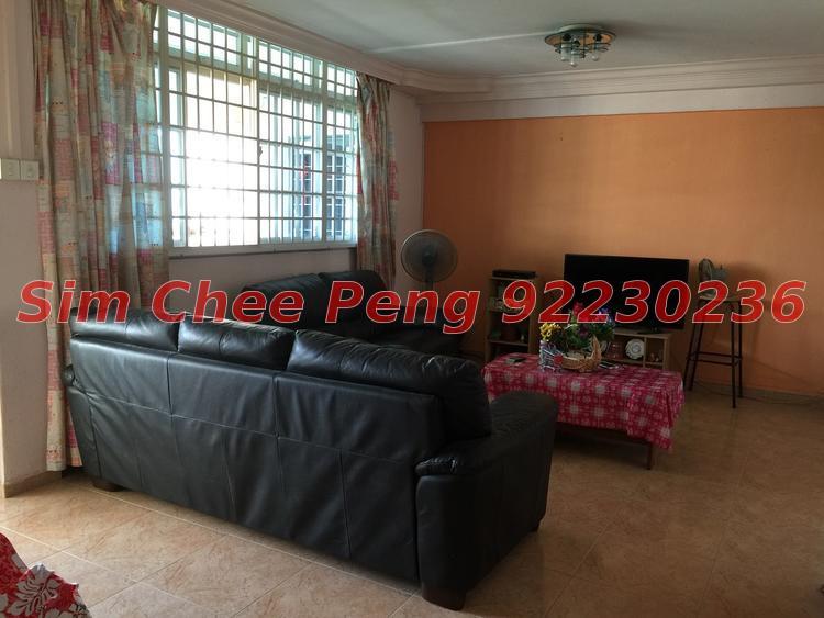 Yishun Street 61 thumbnail photo
